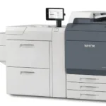 Xerox® Proficio™ PX300 Produktionsdruckmaschine – Seitenansicht und Bildschirm